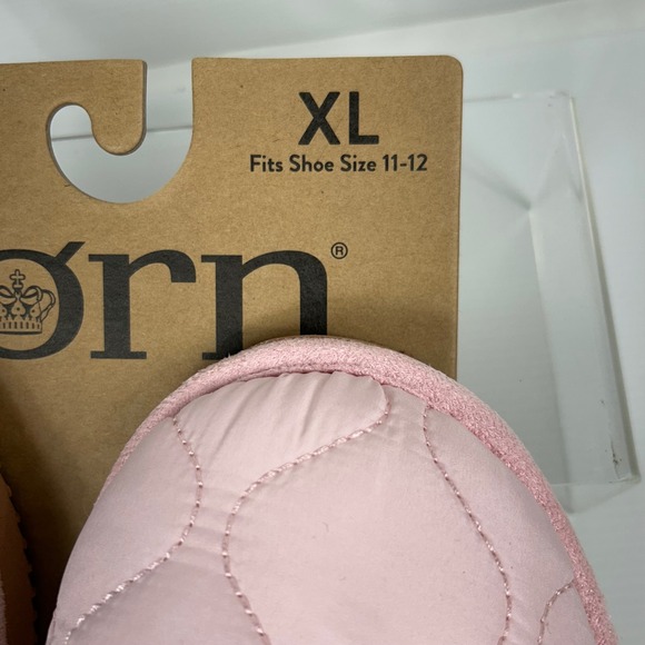 Born Size XL 11 / 12 Pink Quilted Fuzzy Faux Fur Slippers NEW Womens Cozy Scuffs - Picture 6 of 9